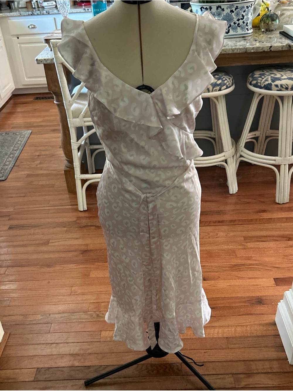 Lucy Paris Light Pink Ruffled V-Neck Midi Dress